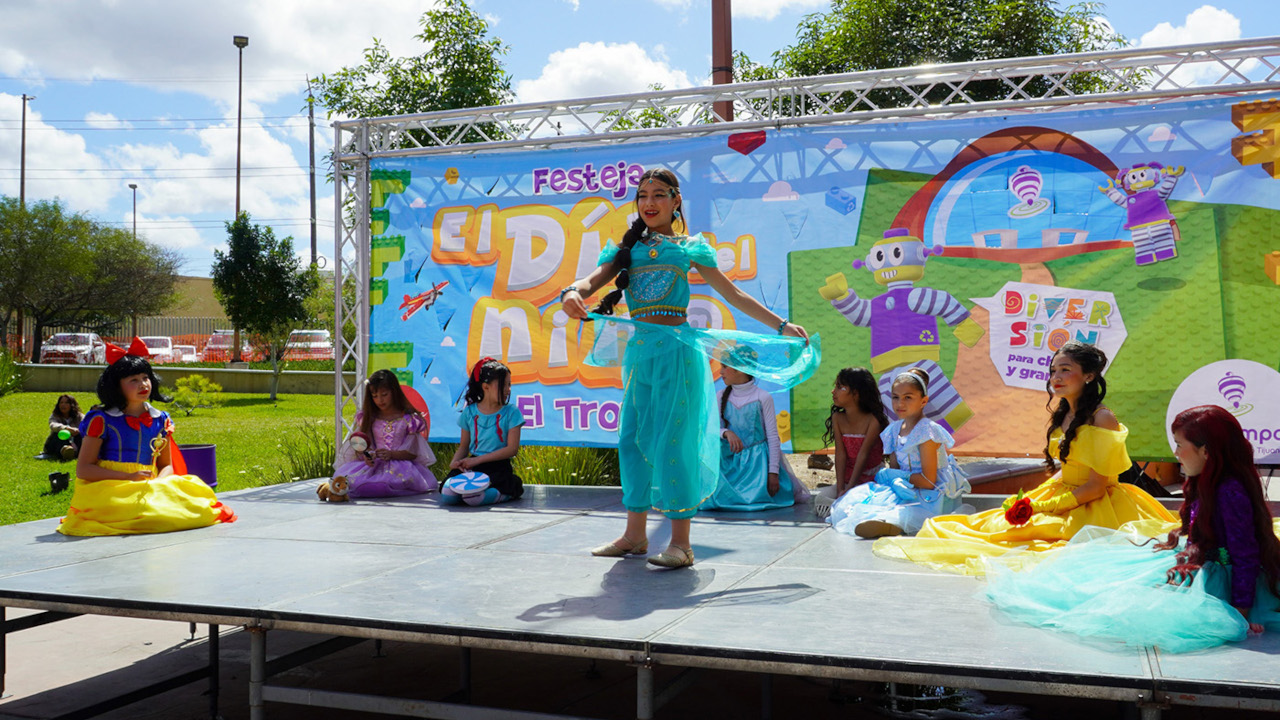 DISFRUTARON NIÑOS SU DÍA EN EL TROMPO CON FESTIVAL DE ACTIVIDADES
